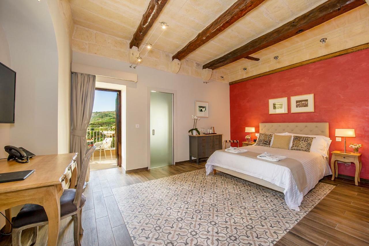 Viewpoint Boutique Living Hotel Xlendi Ngoại thất bức ảnh